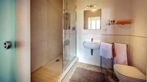 アレッツォ ラ テラッザ Bed & Breakfast